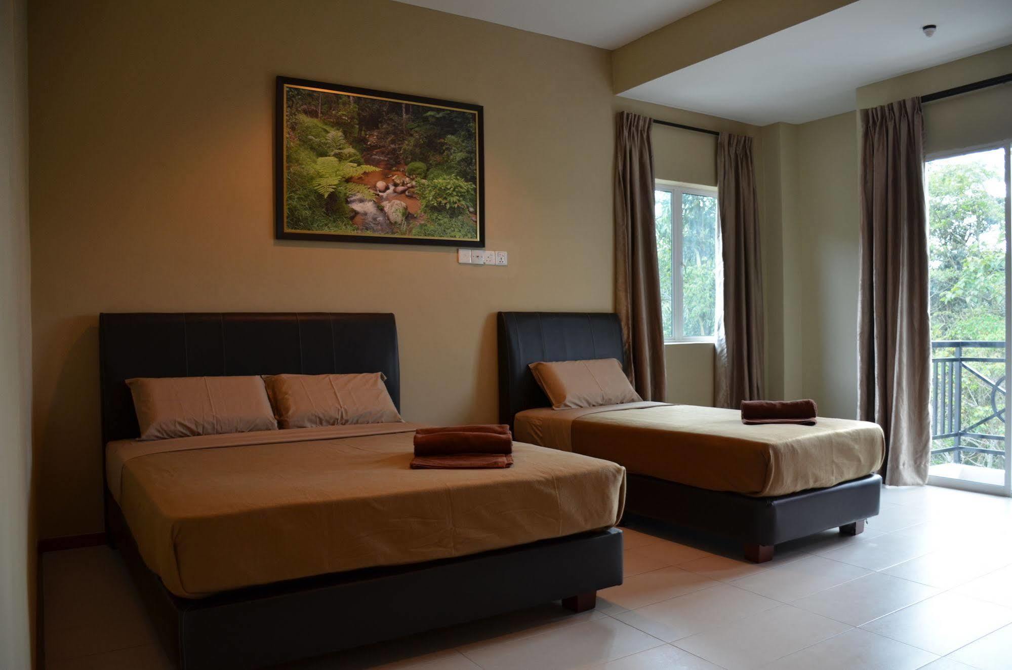 Rovers Inn Cameron Highlands Eksteriør billede