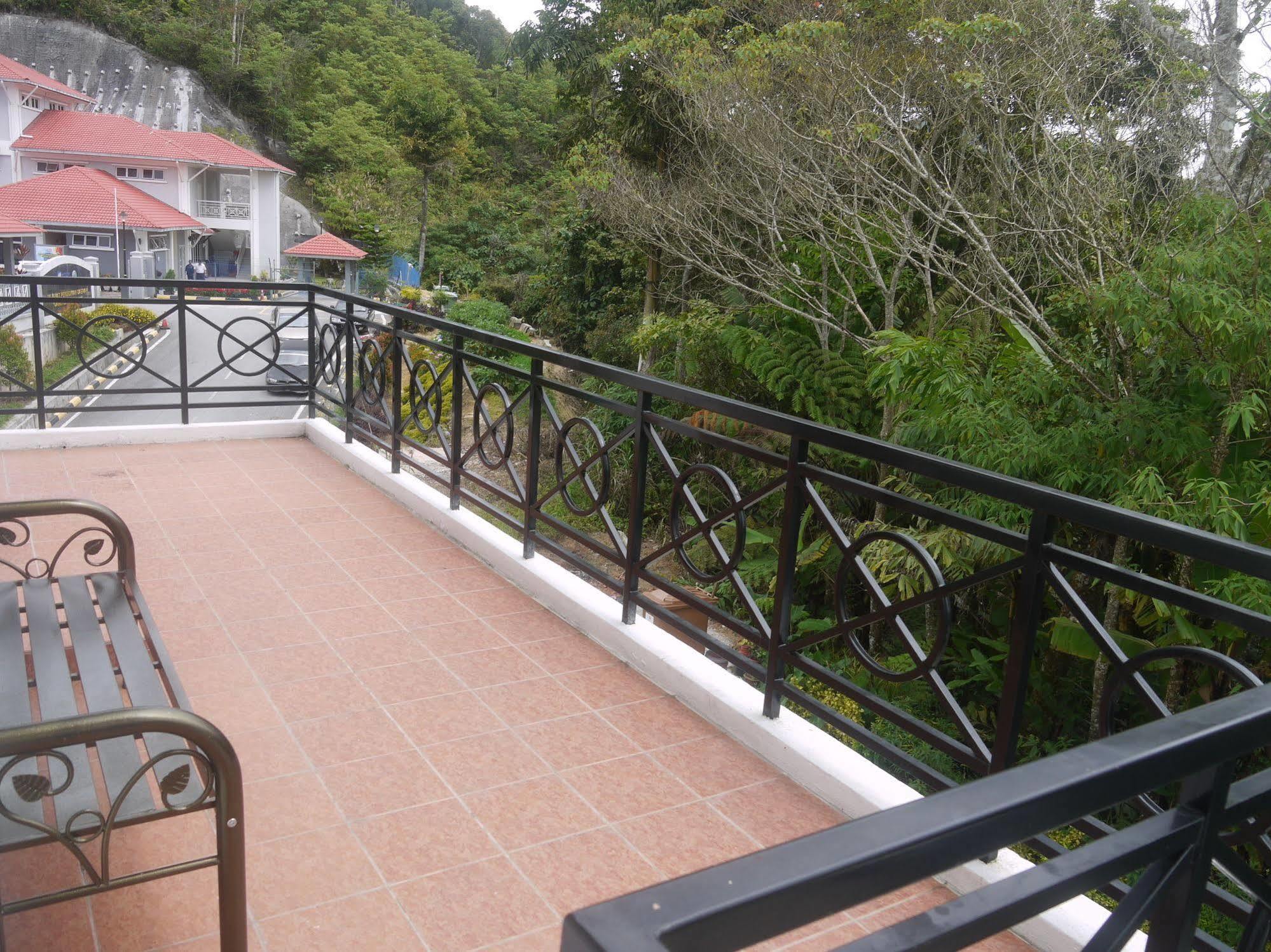 Rovers Inn Cameron Highlands Eksteriør billede
