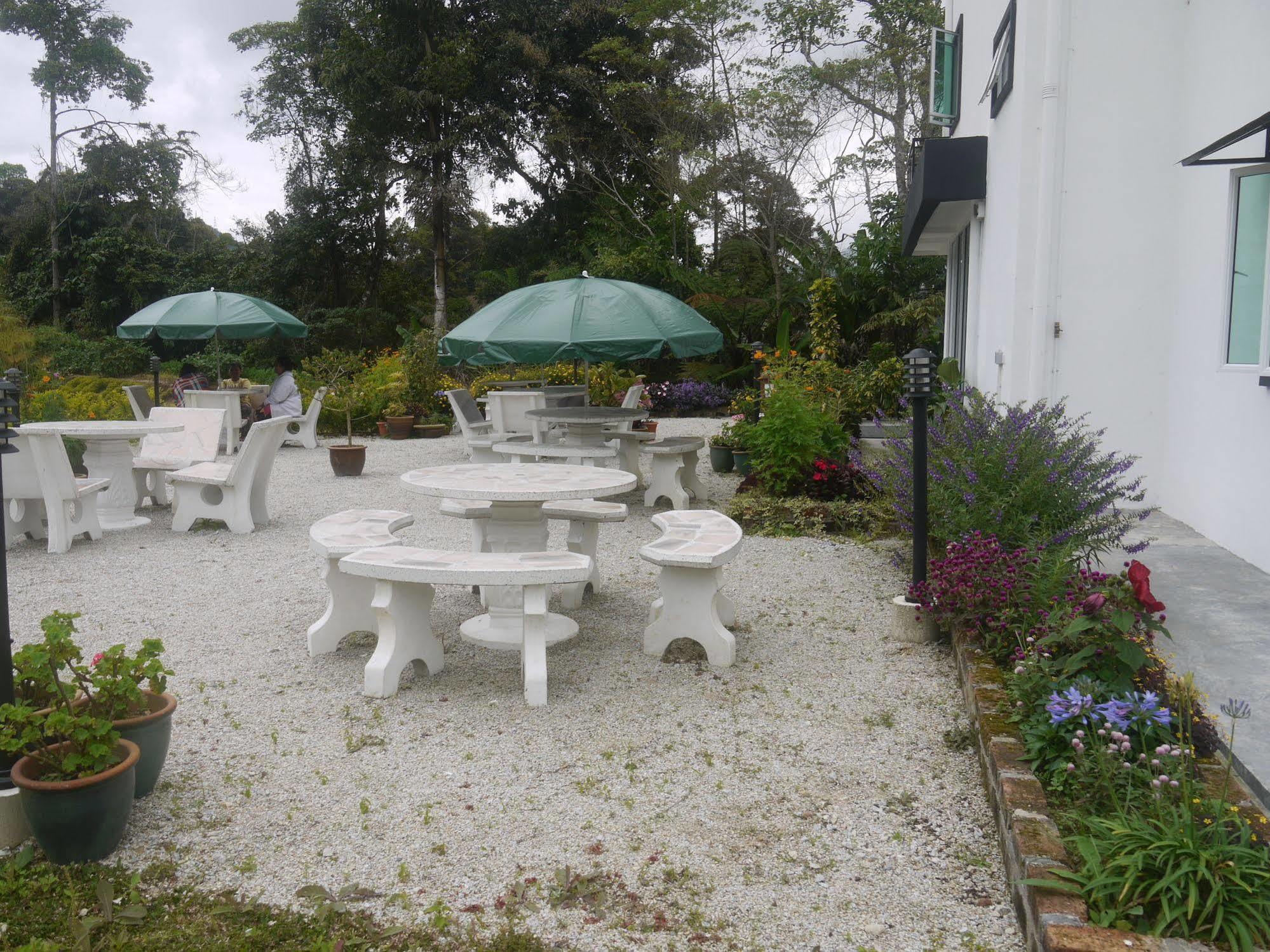 Rovers Inn Cameron Highlands Eksteriør billede